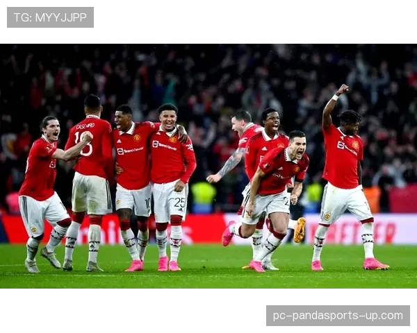 曼联战术体系缺乏稳定性问题显现，对赛季走势形成制约