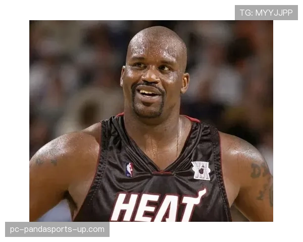 奥尼尔利用低位单打的统治力制造杀伤并迫使对手频繁采取包夹