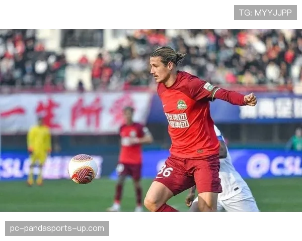 扎伊恩内线单打效率提升显著 拉开队友空位创造得分机会