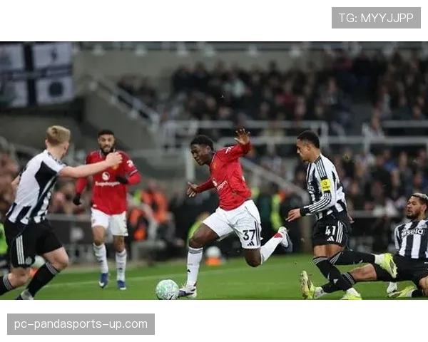 曼联争四形势再起波澜，英超赛季格局随之波动